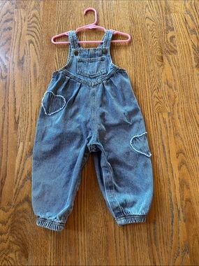 Rylee & cru toddler barrel leg Denim Overalls with Heart Patches - size 18-24mo